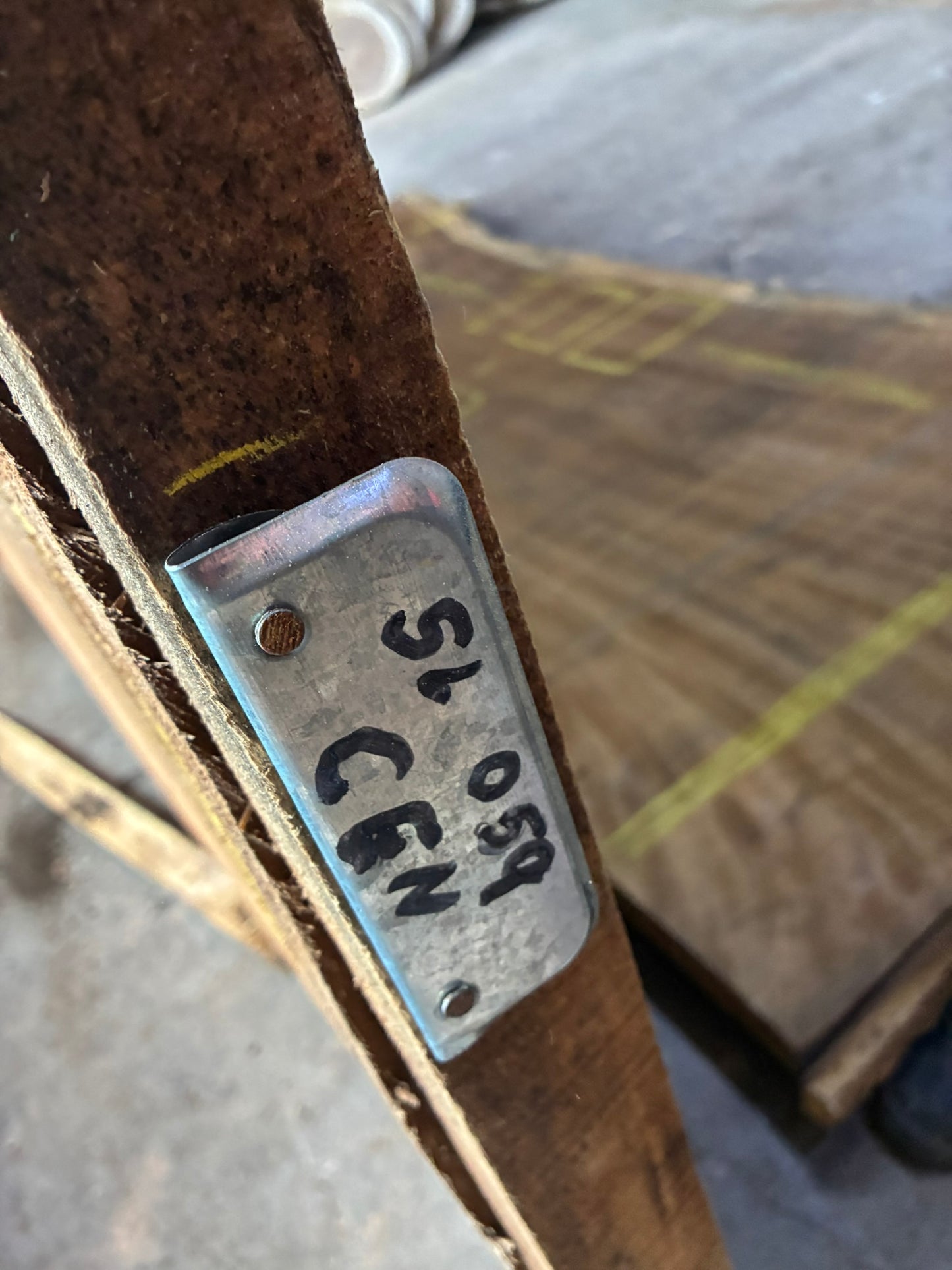 Slab 100"L x 43”W X 2"H SL059CEN