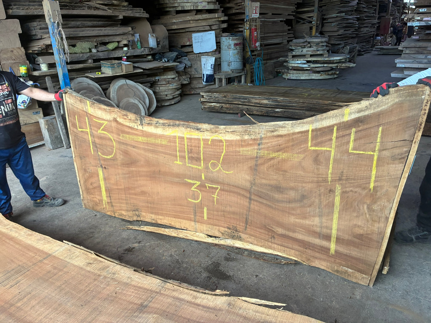 Slab 102"L x 41”W X 2"H SL062CEN
