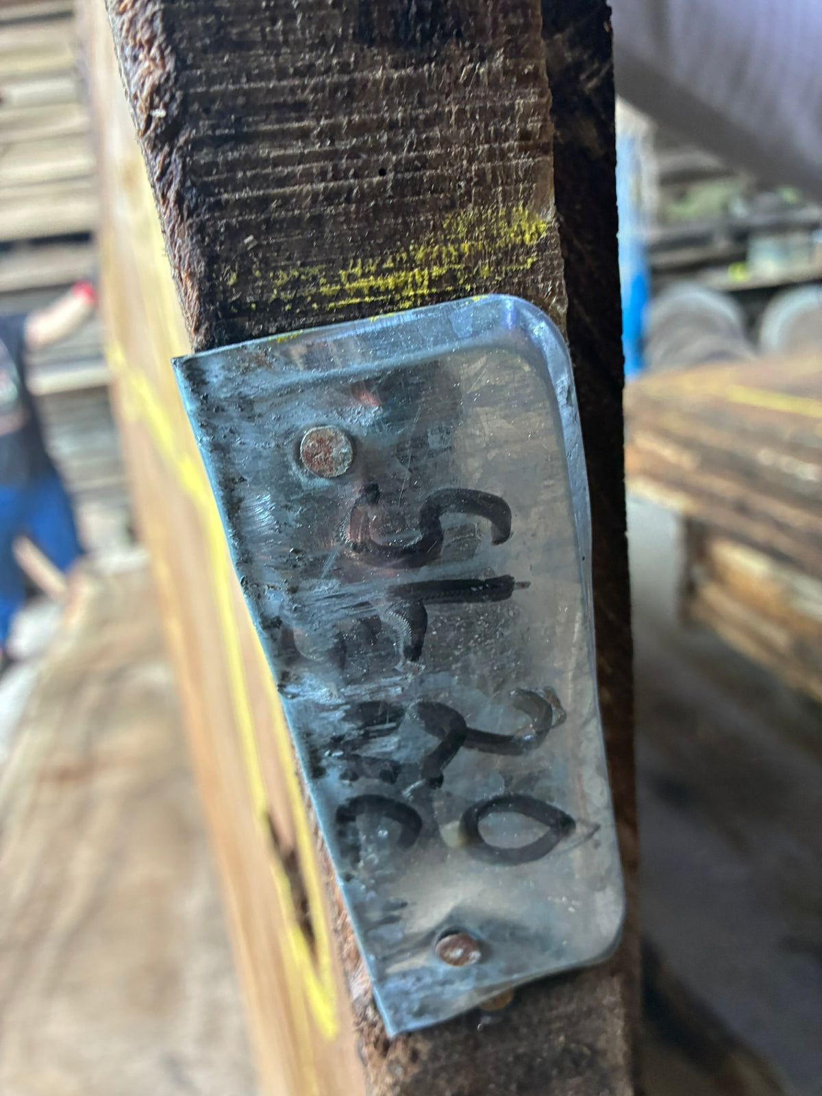 Slab 129"L x 44”W X 2"H SL020GNC