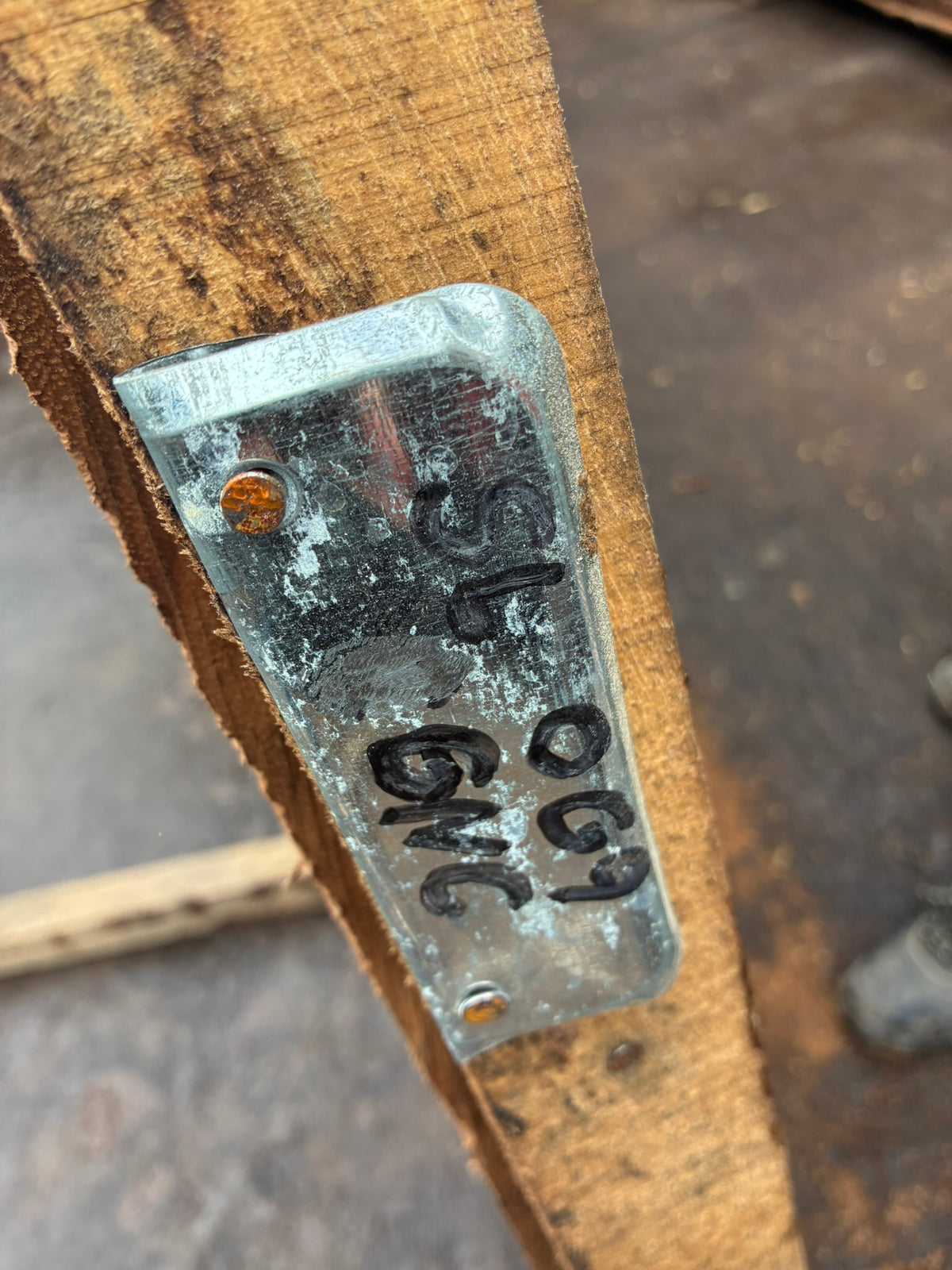 Slab 166"L x 50”W X 2"H SL069GNC (CUT AT 8ft)