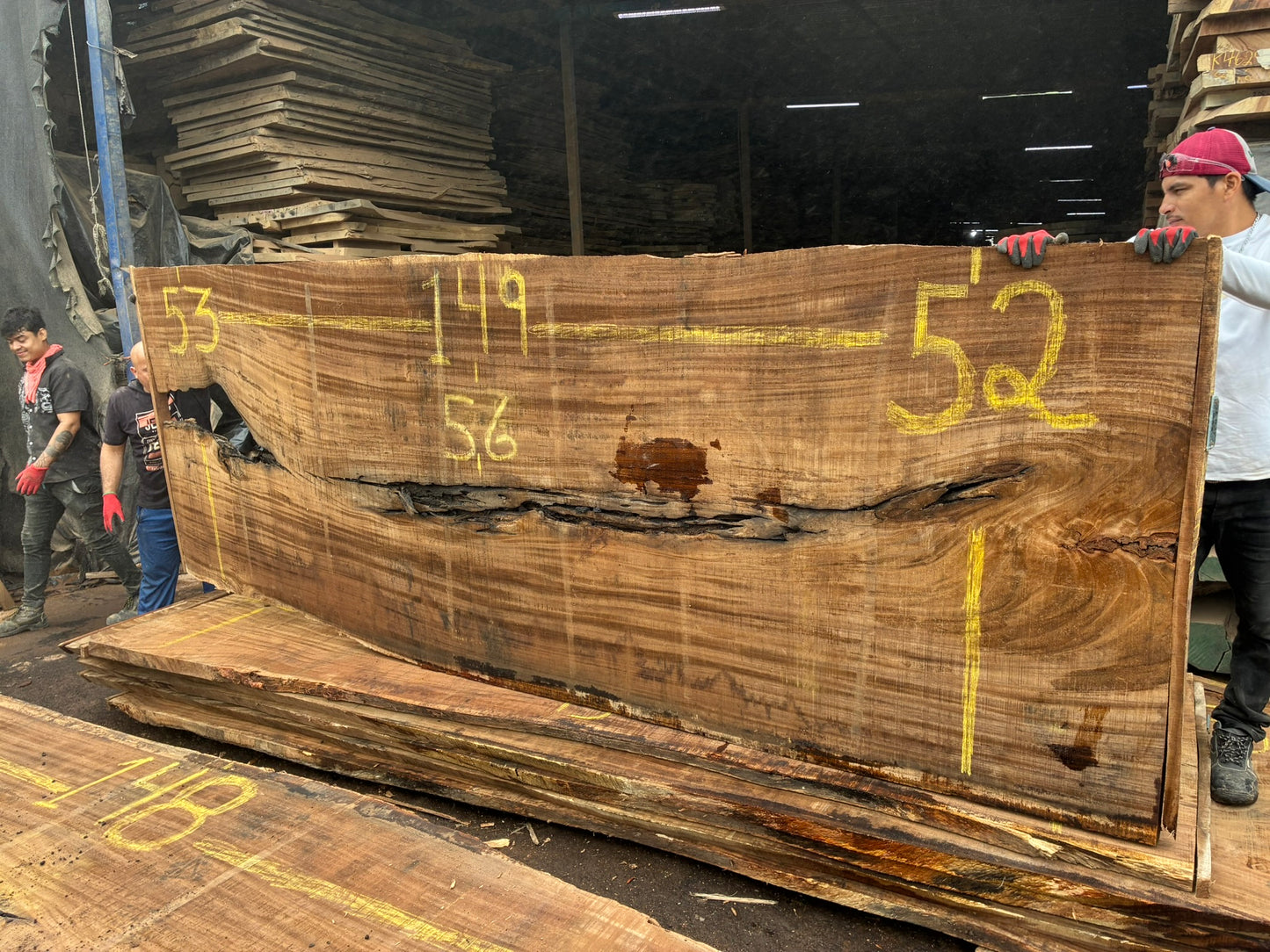 Slab 149"L x 54”W X 2"H SL037GNC