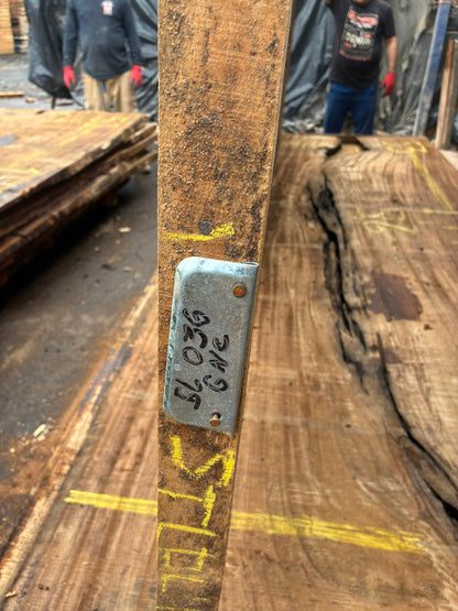 Slab 148"L x 53”W X 2"H SL036GNC