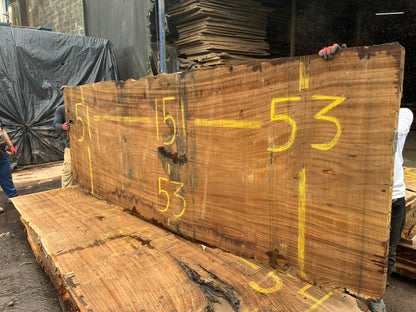 Slab 135" L x 52” W X 2" H SL035GNC