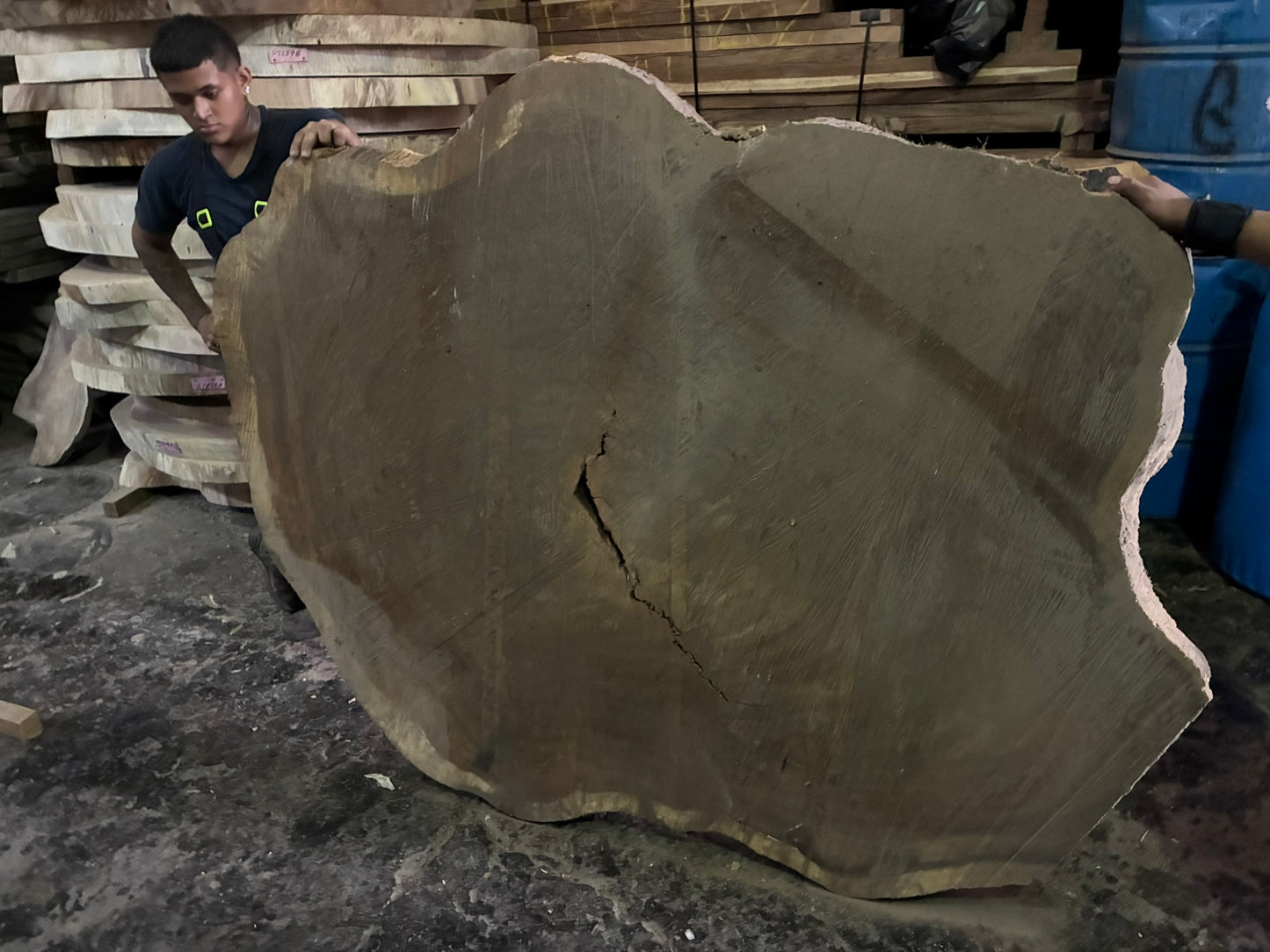 Round 77"x54"x3" SLO13CEN
