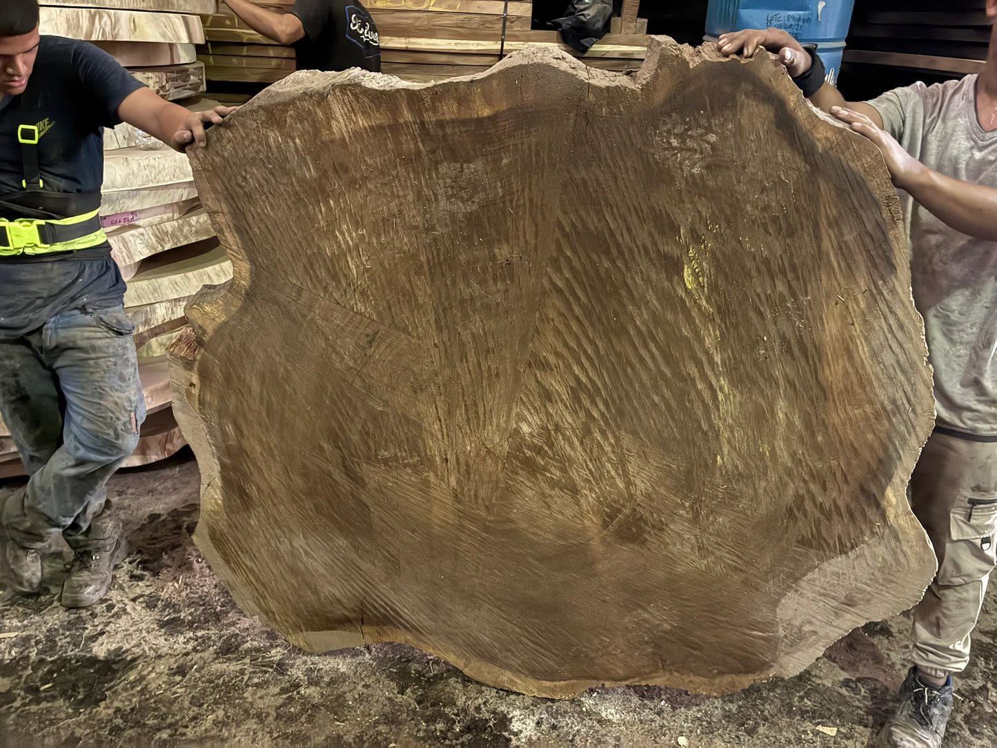 Round 62"x52"x3" SLO02CEN