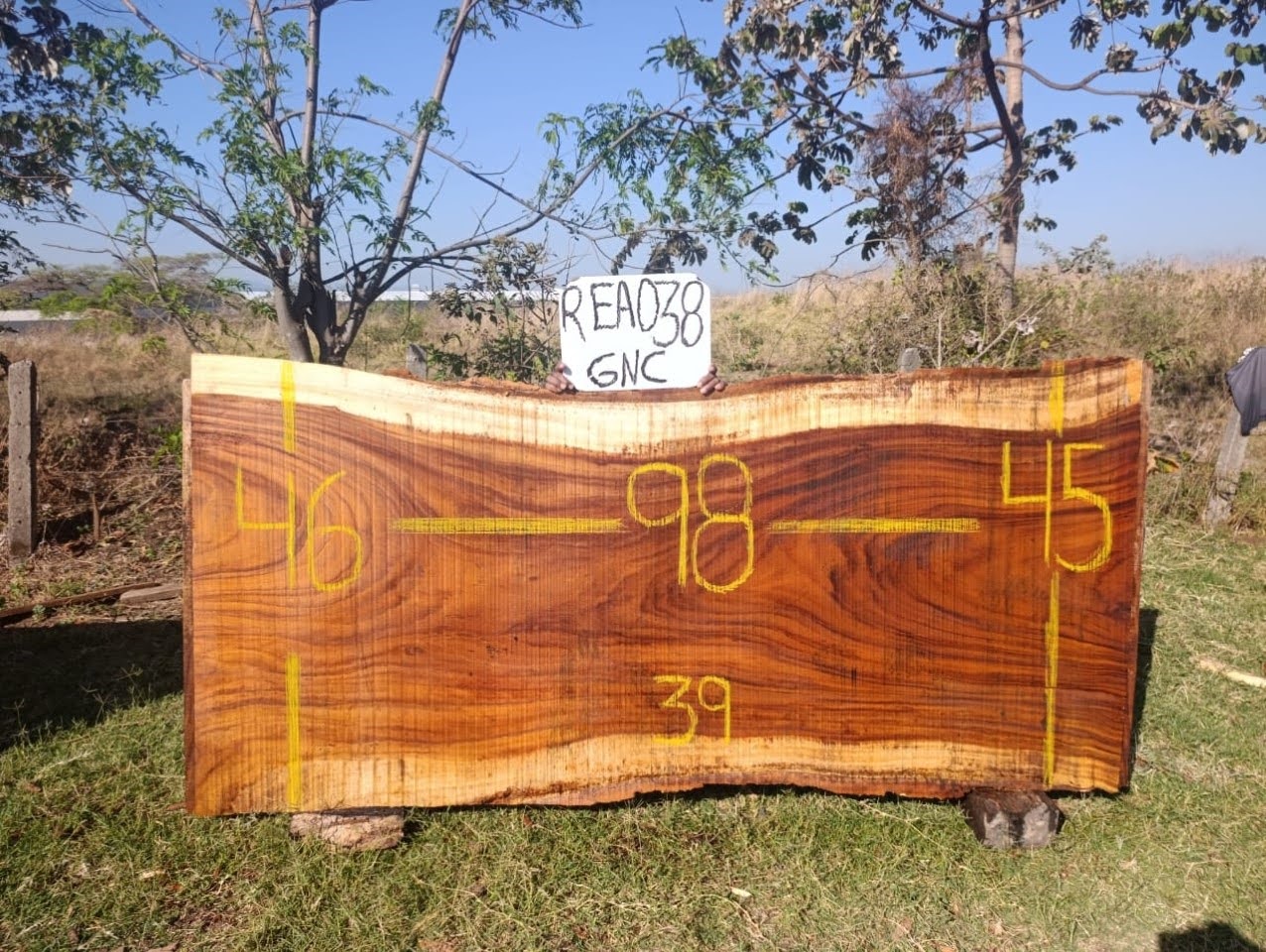 Slab 98"L x 43”W X 2"H REA038GNC
